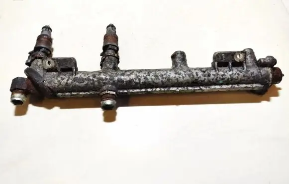 Opel Vectra C Fuel main line pipe 12569091
