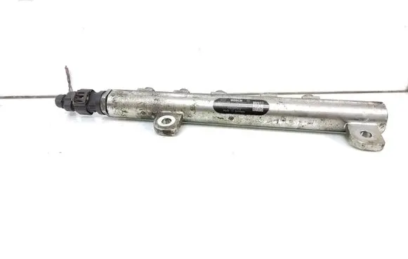 Opel Vectra C Fuel main line pipe 0445214095 55209572 0281002903