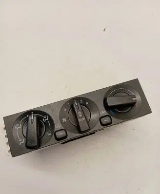 Mitsubishi Carisma Climate control unit MR50030603 ES2V1B426