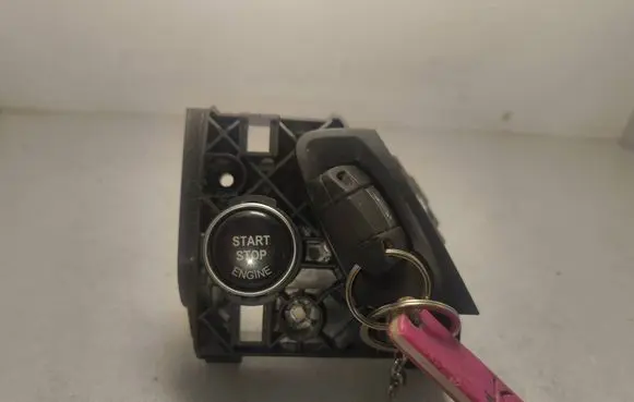 BMW X5 E70 Ignition lock 70P1038 056722707 6967675