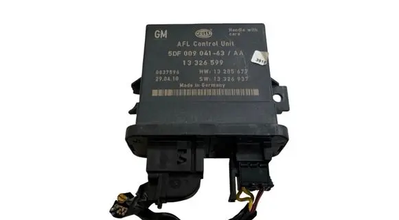 Opel Insignia A Light module LCM 13326599 13326937 13285677