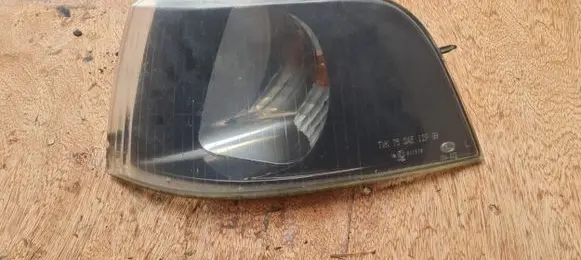 Volvo S40, V40 Front indicator light 30865562