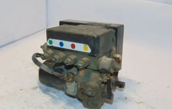 Renault Laguna I ABS Pump 7701204097 7700846641