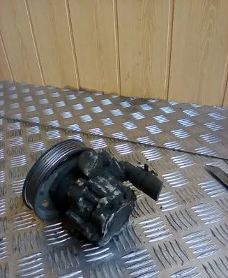 Audi A3 S3 8L Power steering pump