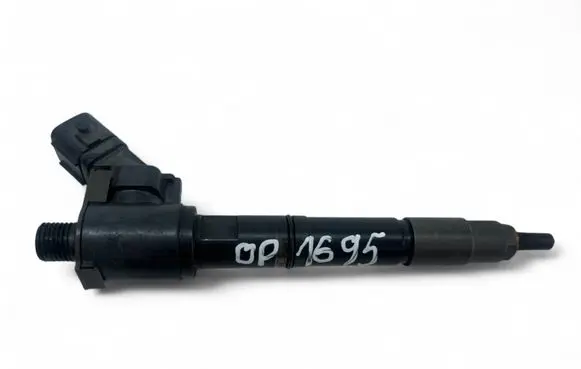 Fuel injector
