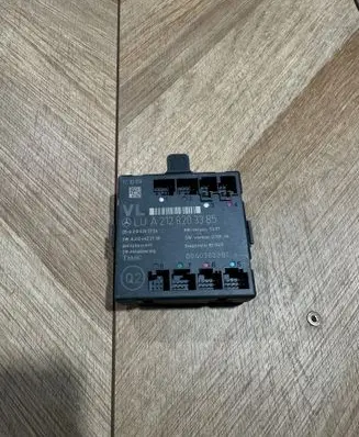 Mercedes-Benz E W212 Door control unit/module A2128203726 A2128203385 A2124422732