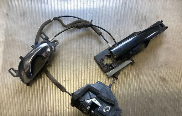 Nissan Qashqai Rear door lock 806714EA0A 1234567890