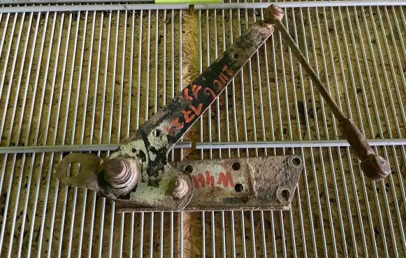 Mercedes-Benz G W460 Handbrake/parking brake lever assembly A4604300023 A4604300110