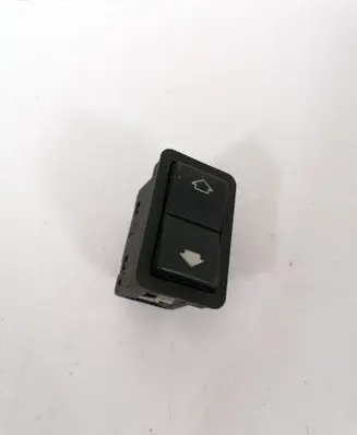 BMW 5 E39 Electric window control switch 8368974