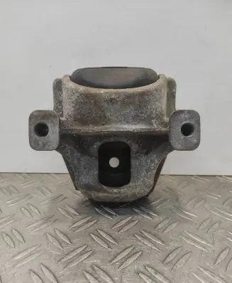 Audi A4 S4 B8 8K Engine mount bracket 8R0199381