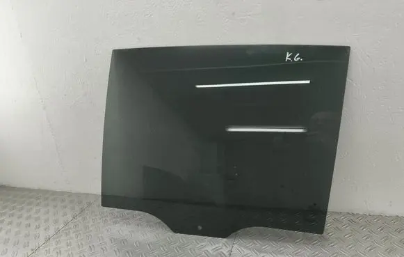 Volkswagen Touran III Rear door window glass