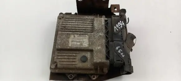 Opel Astra H Engine control unit/module ECU
