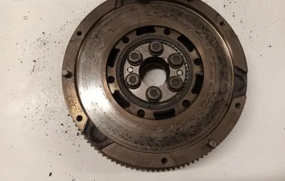 BMW 3 E90 E91 Dual mass flywheel 