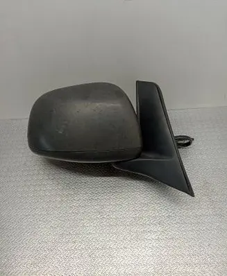Suzuki SX4 Front door electric wing mirror