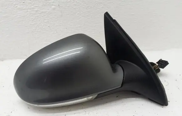 Volkswagen Jetta VI Front door electric wing mirror
