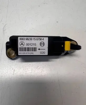 Mercedes-Benz CLK A208 C208 Airbag deployment crash/impact sensor 0003982301507584 001215 2018200726