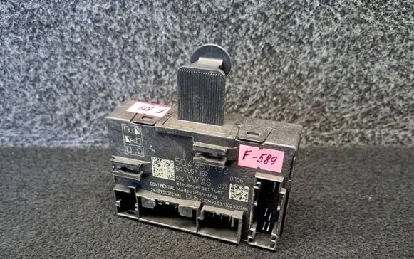 Skoda Octavia Mk3 (5E) Door control unit/module 5Q4959392