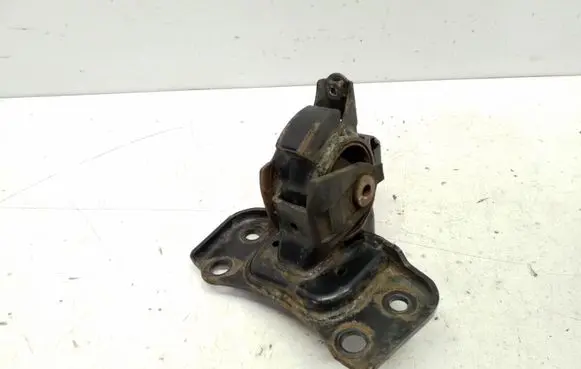 Toyota Prius+ (ZVW40) Engine mount bracket AVA1511