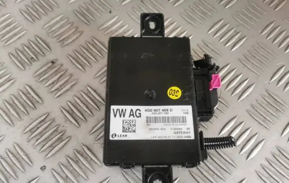 Audi A6 S6 C7 4G Gateway control module 4G0907468D