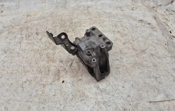 Volkswagen Golf VI Engine mount bracket 1K0199262CB