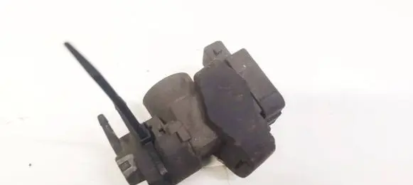 Renault Megane III Turbo solenoid valve