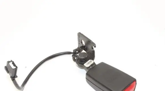 Opel Ampera Rear seatbelt buckle