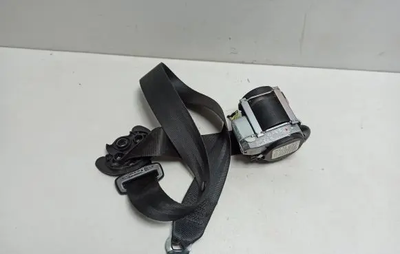 Seat Altea XL Front seatbelt 5P0857706B