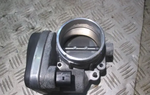 BMW 5 E60 E61 Throttle valve 7502444 408238425004 040304