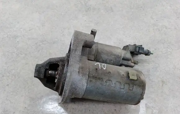 Citroen C3 Starter motor 967153088002