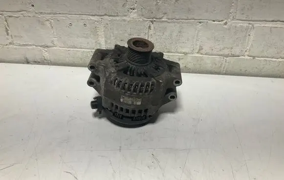 BMW X5 E70 Generator/alternator 7616119