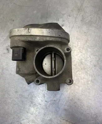 Volkswagen Golf V Throttle valve 310004 ACA19