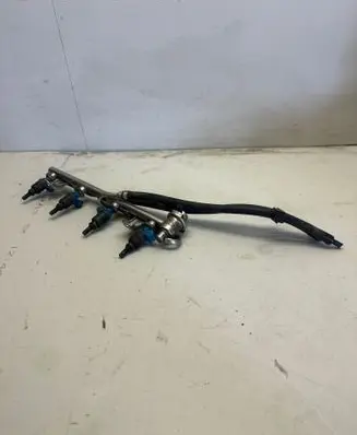 Fuel injector