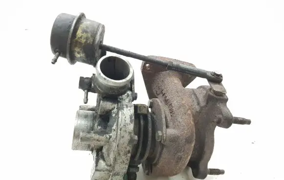 Audi A4 S4 B5 8D Turbo 028145702