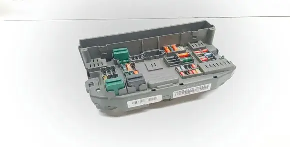 BMW X5 E70 Fuse module 6931690