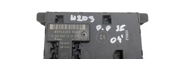 Mercedes-Benz C W203 Door control unit/module A2038201285