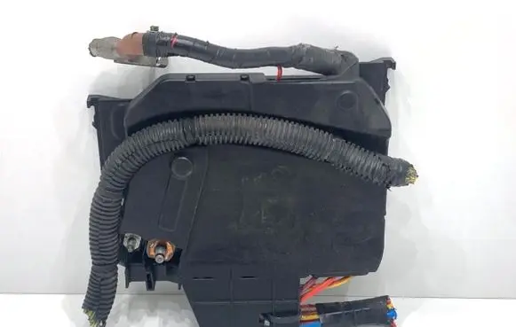 Ford Kuga II Positive cable (battery) AV6T14A067BC