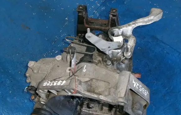 Seat Ibiza III (6L) Manual 6 speed gearbox 02T301103M