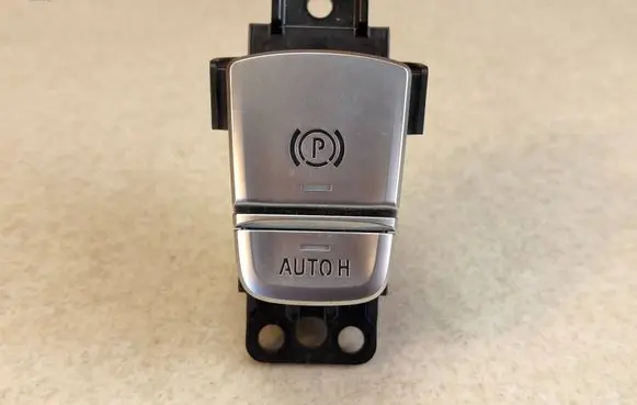 BMW 7 G11 G12 Hand parking brake switch 9109308