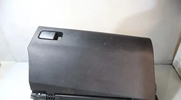 Honda Civic X Glove box
