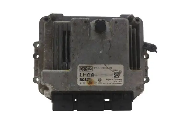Ford Focus C-MAX Engine control unit/module 3M5112A650MA 1039S04403