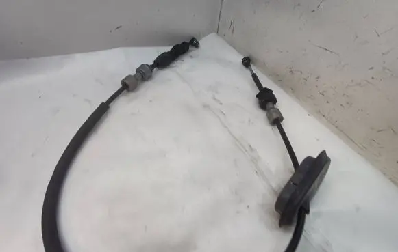 Nissan X-Trail T32 Gear shift cable linkage 