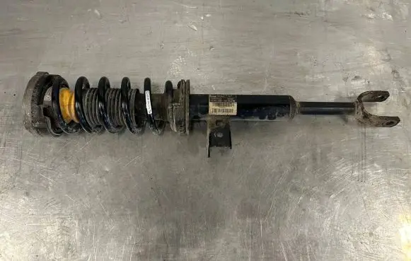 BMW 5 F10 F11 Front shock absorber with coil spring 6789404 814904006458 31316789404