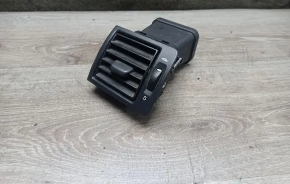 Volvo V50 Dashboard side air vent grill/cover trim 30715098