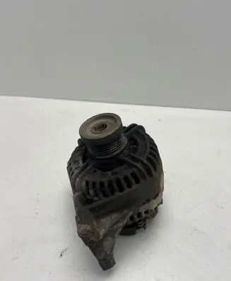 Volvo V70 Generator/alternator 30658085 0124525060