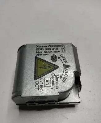Nissan Qashqai Headlight ballast module Xenon 5DD00831950 021661 0887107