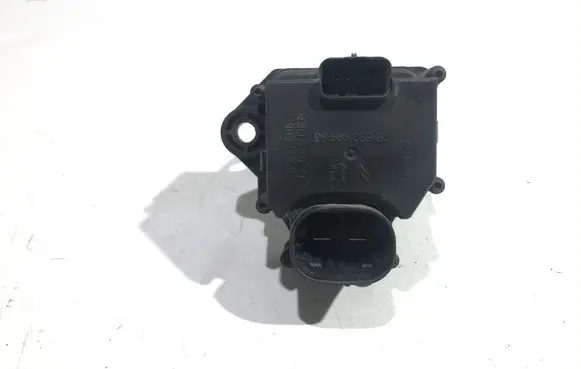 Citroen C4 I Coolant fan relay 9658508980