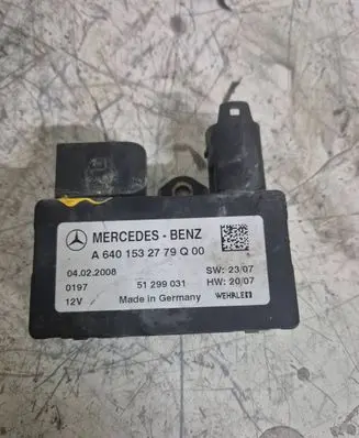 Mercedes-Benz B W245 Glow plug pre-heat relay A6401532779 51299031 04022008