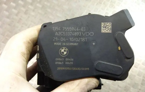 BMW 7 F01 F02 F03 F04 Intake manifold 7555663 7555944