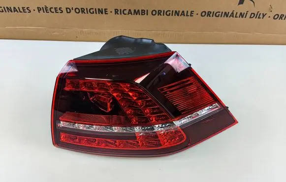 Rear/tail lights
