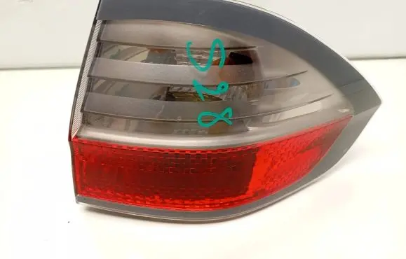 Ford S-MAX Rear/tail lights